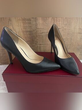 Vince Camuto Black Pointed-Toe Stiletto Pumps
